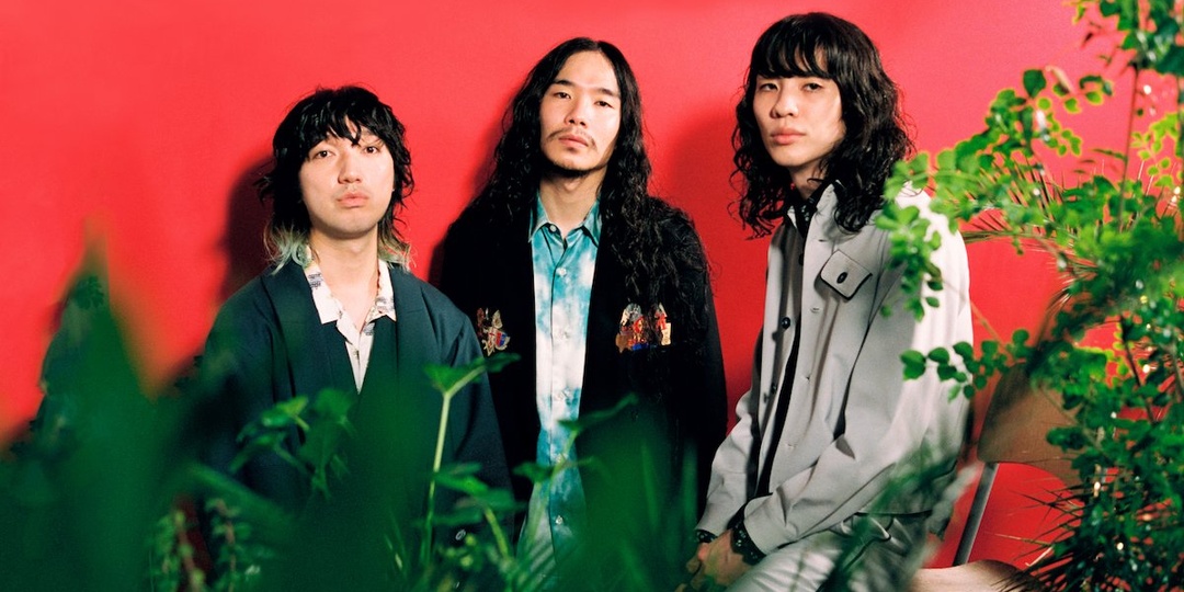 Helsinki Lambda Club on making genre-free music and delivering